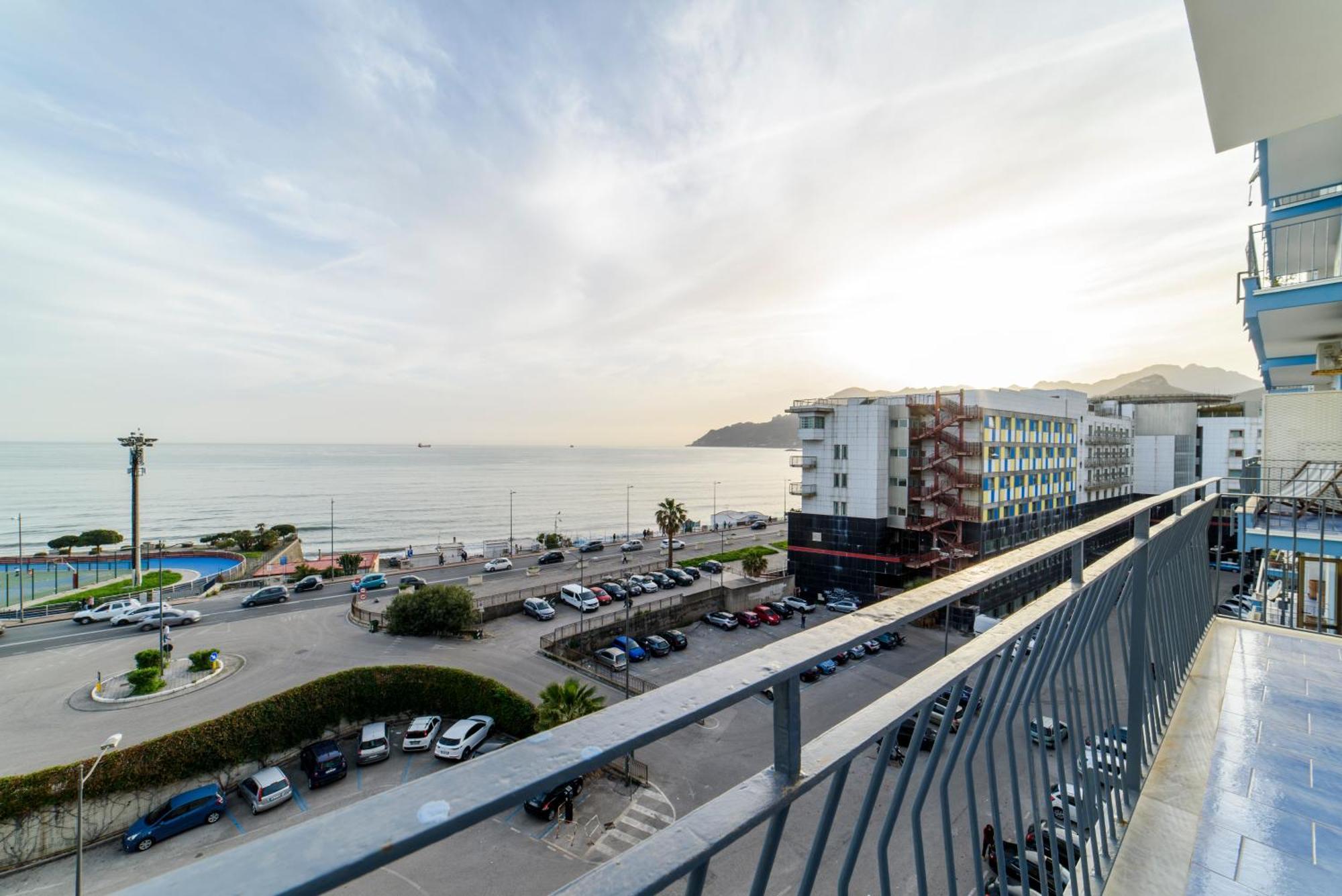 Salsedine Apartment Salerno Dış mekan fotoğraf
